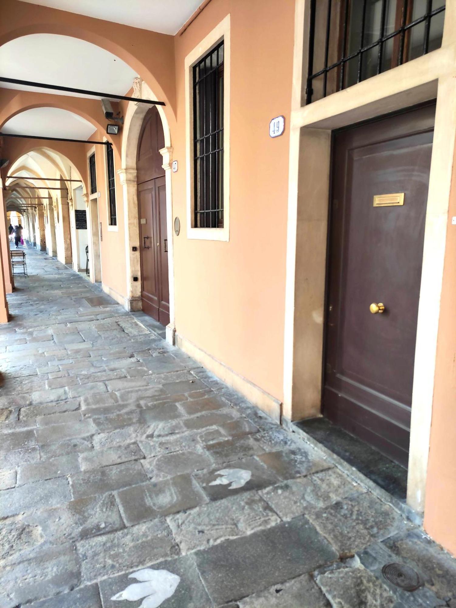 Loft Loggia Al Santo Apartment Падуа Екстериор снимка